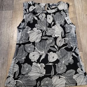 🍁Black/White Blouse TH Small